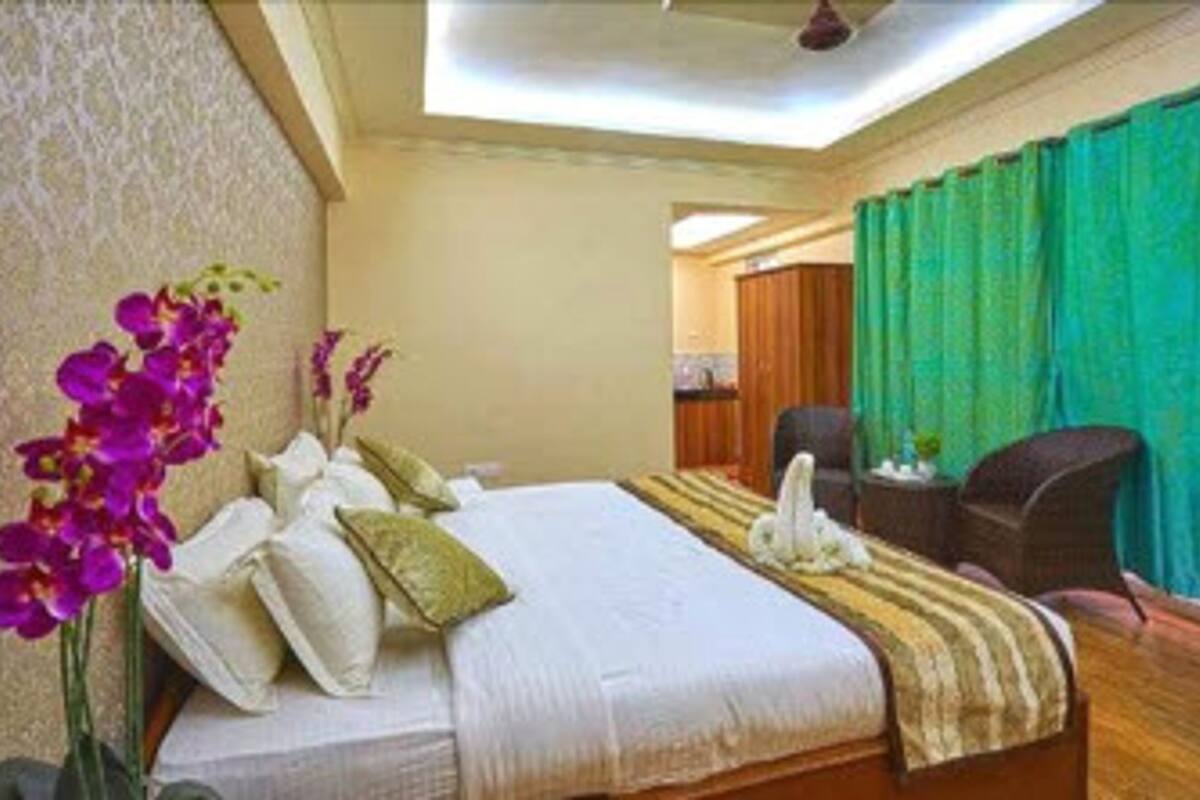 Coffres-forts dans les chambres, fer et planche à repasser