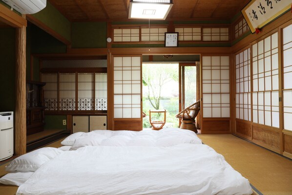 Family Room, Non Smoking | Minibar, in-room safe, laptop workspace, iron/ironing board