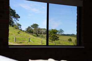 Rumah, 5 kamar tidur, pemandangan kebun | Pemandangan dari kamar