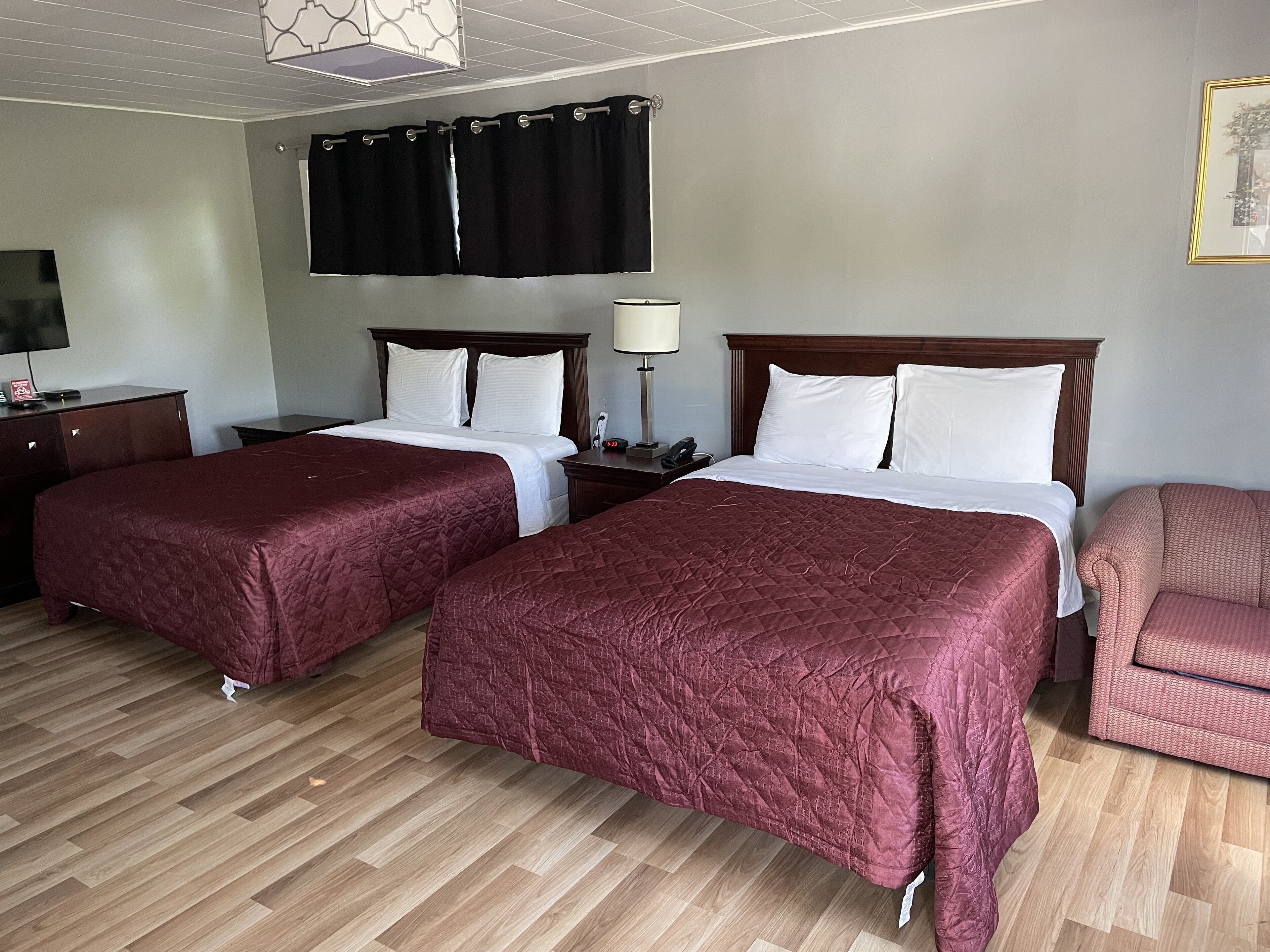 Photo - Nites Inn Motel