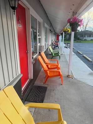 Exterior - Nites Inn Motel (Cornwall)