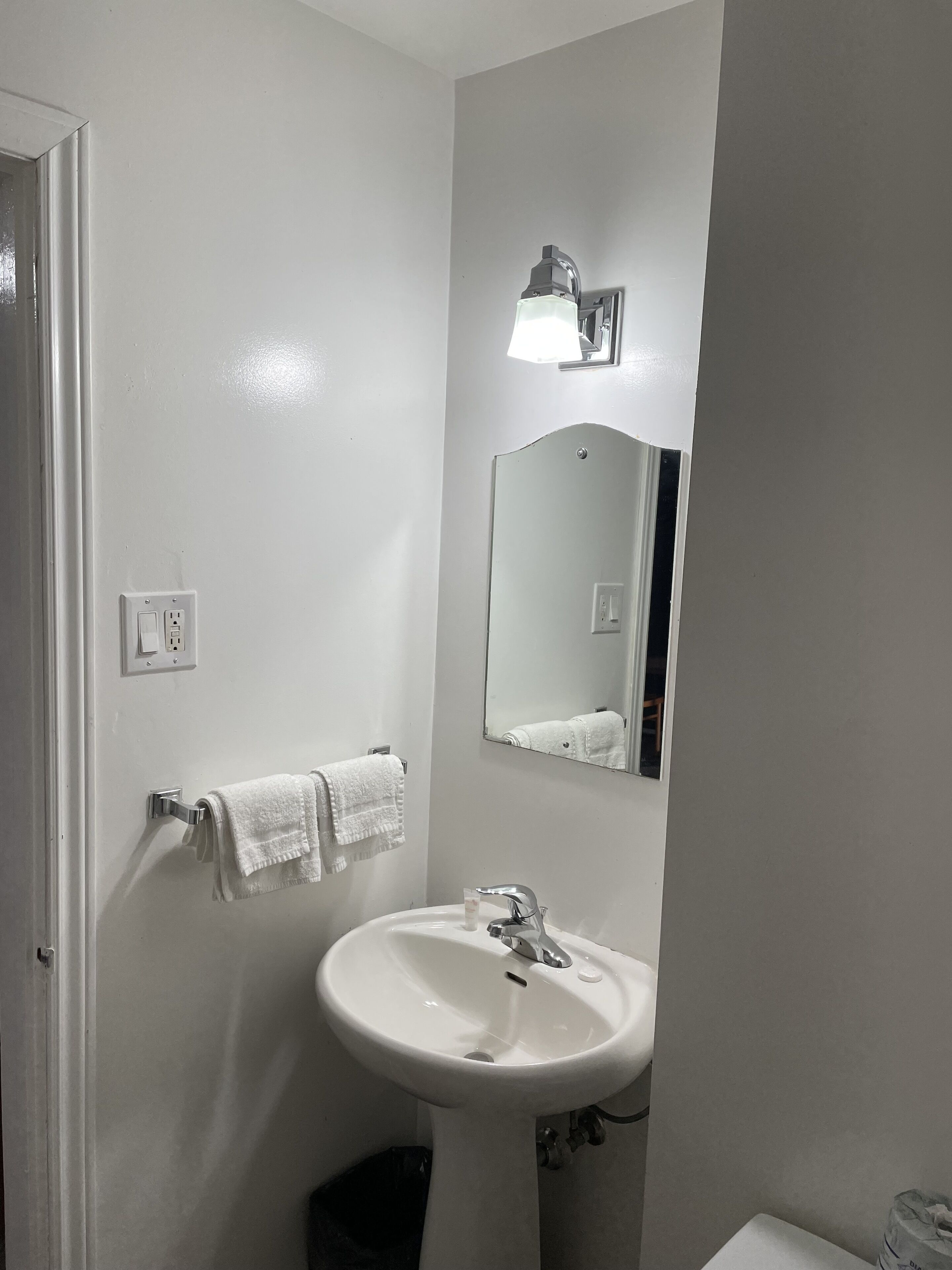 Photo - Nites Inn Motel