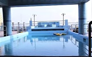 Udendørs pool