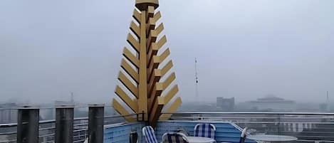 Hồ bơi ngoài trời