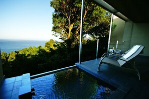 Room UMI, Sea View, Private Open Air Bathroom, Flat Building | Bathroom | Separate tub and shower, hair dryer, slippers, electronic bidet - Gensen to Hanare no Oyado Tsuki (Ito)