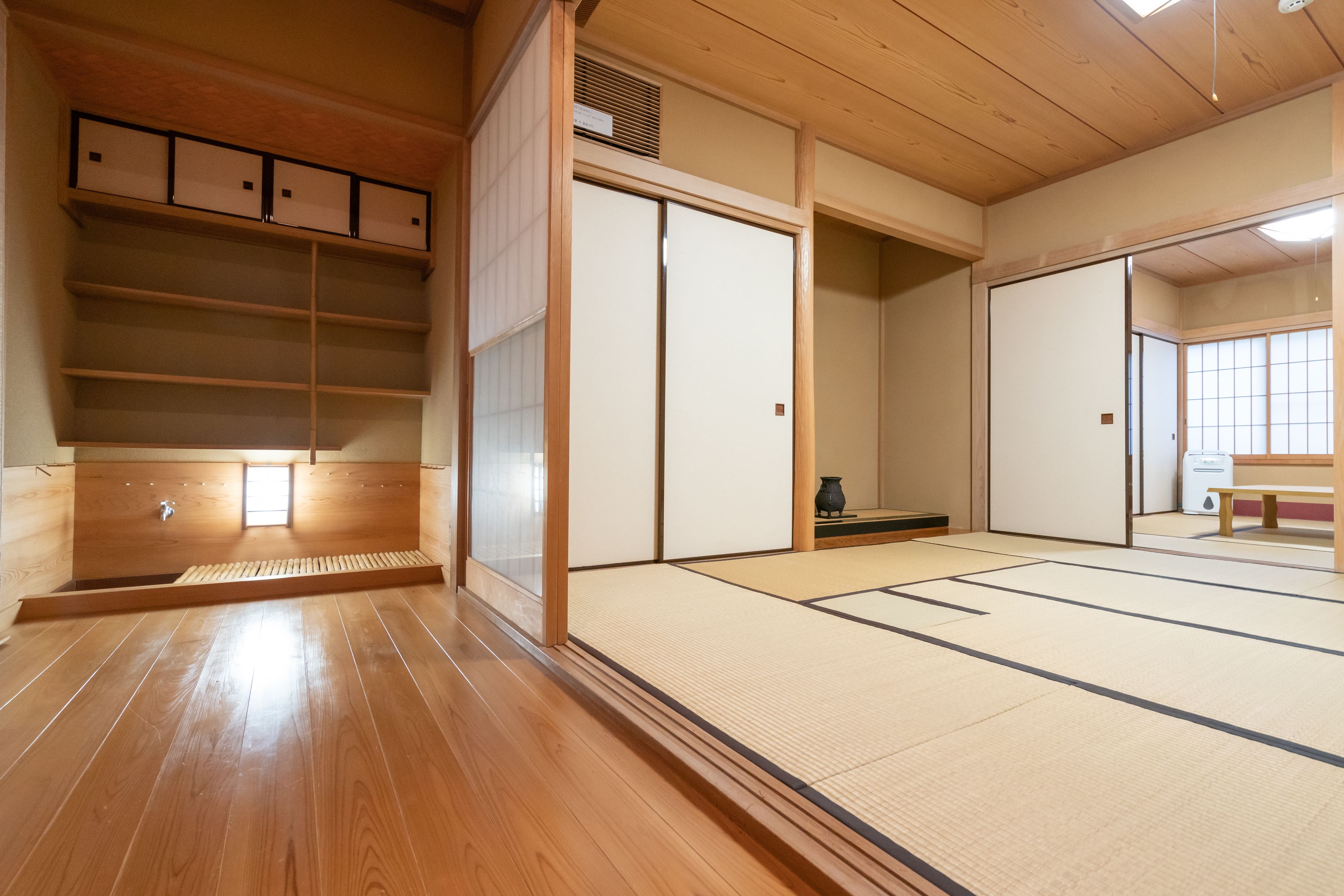 Casa (Private Vacation Home, Atami, 1-908) | Área de estar | TV de tela plana