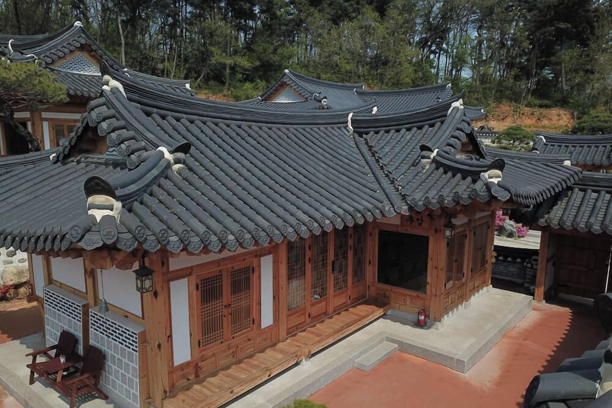 Chuam Private House Numaru