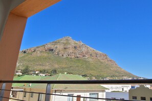 Balcony view - Majestic Loft Muizenberg Beachfront (Cape Town)