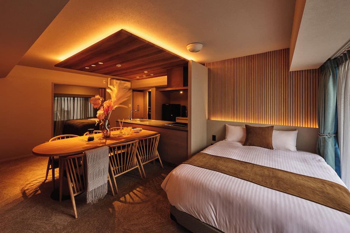 Studio Suite (6) | Iron/ironing board, free WiFi, bed sheets