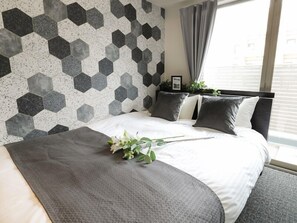 Iron/ironing board, free WiFi, bed sheets - Residence Hotel Hakata 19 (Fukuoka)