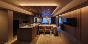 Suite estudio (6) | Tabla de planchar con plancha, wifi gratis y ropa de cama 