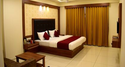 Hotel Royal Square, Ahmedabad