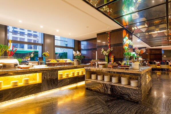 Daily buffet breakfast (CNY 68 per person) - Chongqing YiMei Hotel (Chongqing)