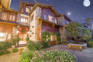 Front of property – evening/night - Li Jiang Tang Feng Yard No.3 (Lijiang)