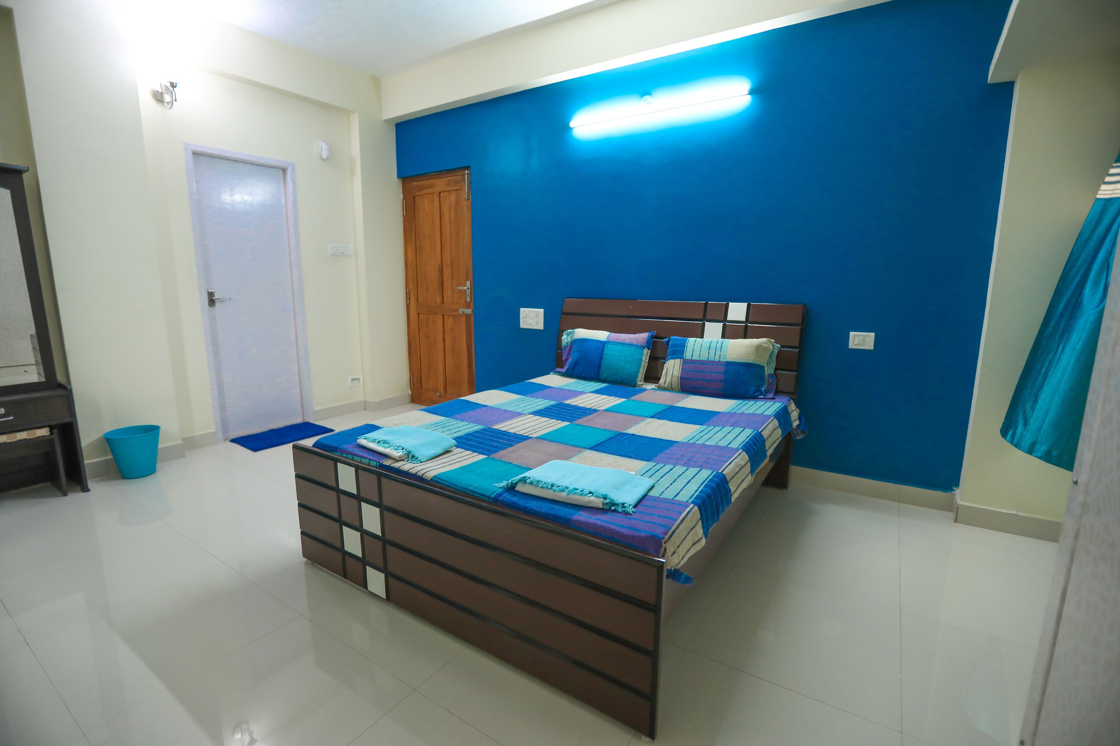 Premium Bedroom | Egyptian cotton sheets, premium bedding, down comforters