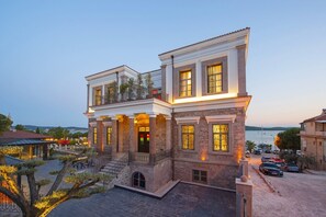 Front of property – evening/night