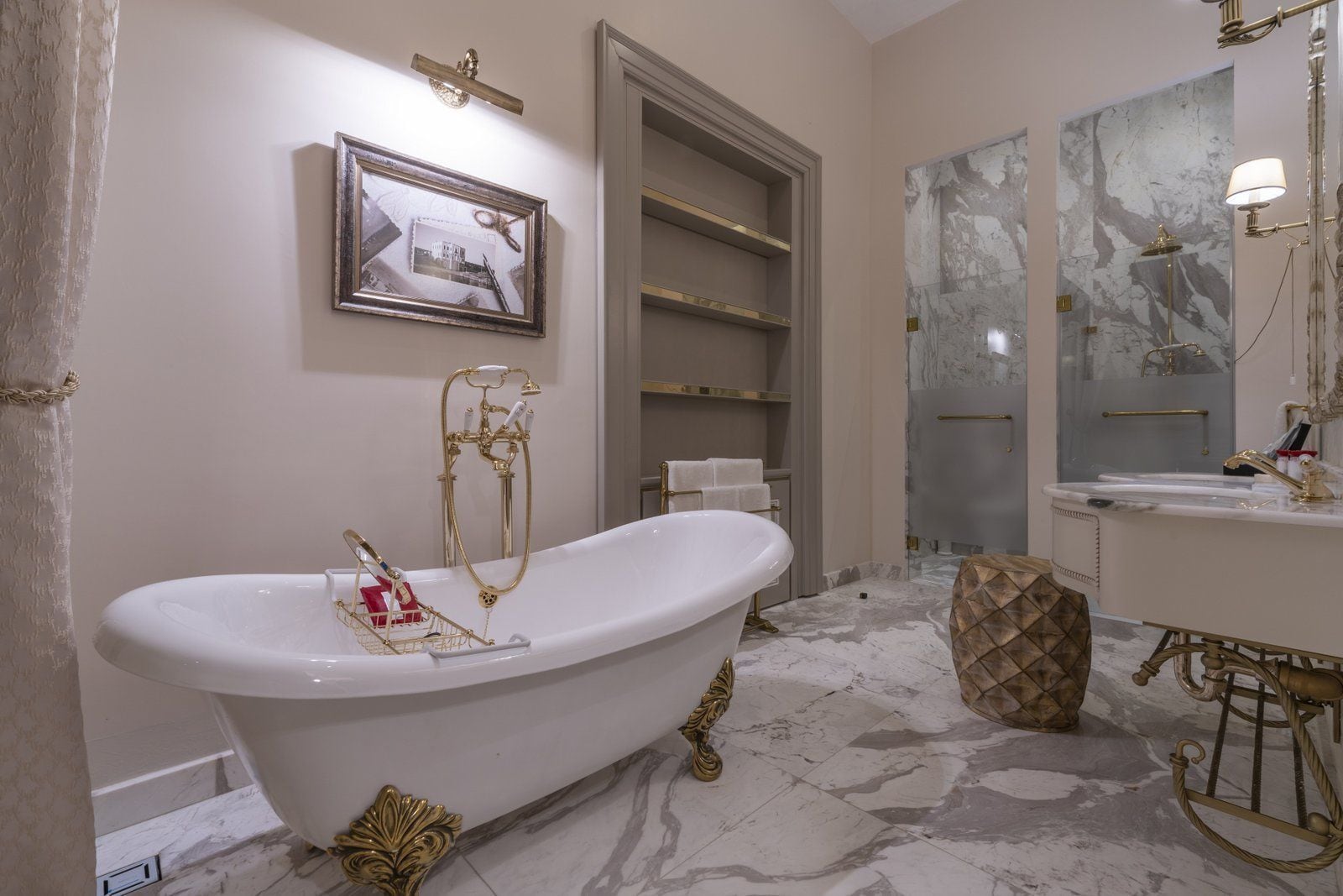 suite, 1 king bed, terrace, sea view | 1 bedroom, premium bedding, in-room safe, laptop workspace