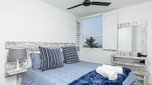 Unclassified image, 3 of 51, button - Chakas Cove (Ballito)