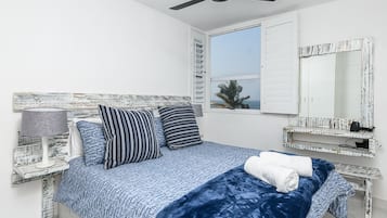 Luxury Apartment | 2 bedrooms, desk, iron/ironing board, free WiFi