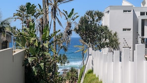 Unclassified image, 4 of 51, button - Chakas Cove (Ballito)