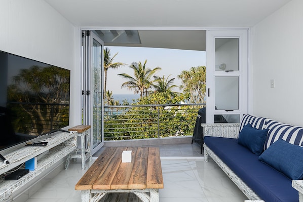Luxury-Apartment | Wohnzimmer | Flachbildfernseher