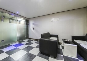 VIP | 起居区 | 平板电视、电脑