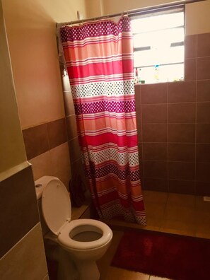 Apartment, 3 Bedrooms | Bathroom