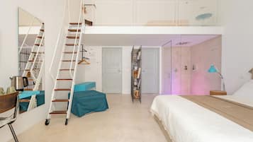 Habitación de lujo | Minibar, caja fuerte, escritorio y sistema de insonorización