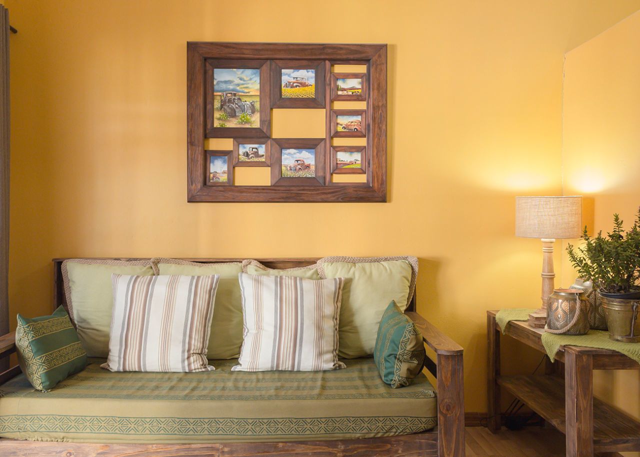 Suite monolocale | Area soggiorno | TV a schermo piatto