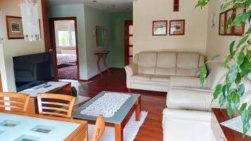 LyxlÀgenhet | Vardagsrum | Platt-tv