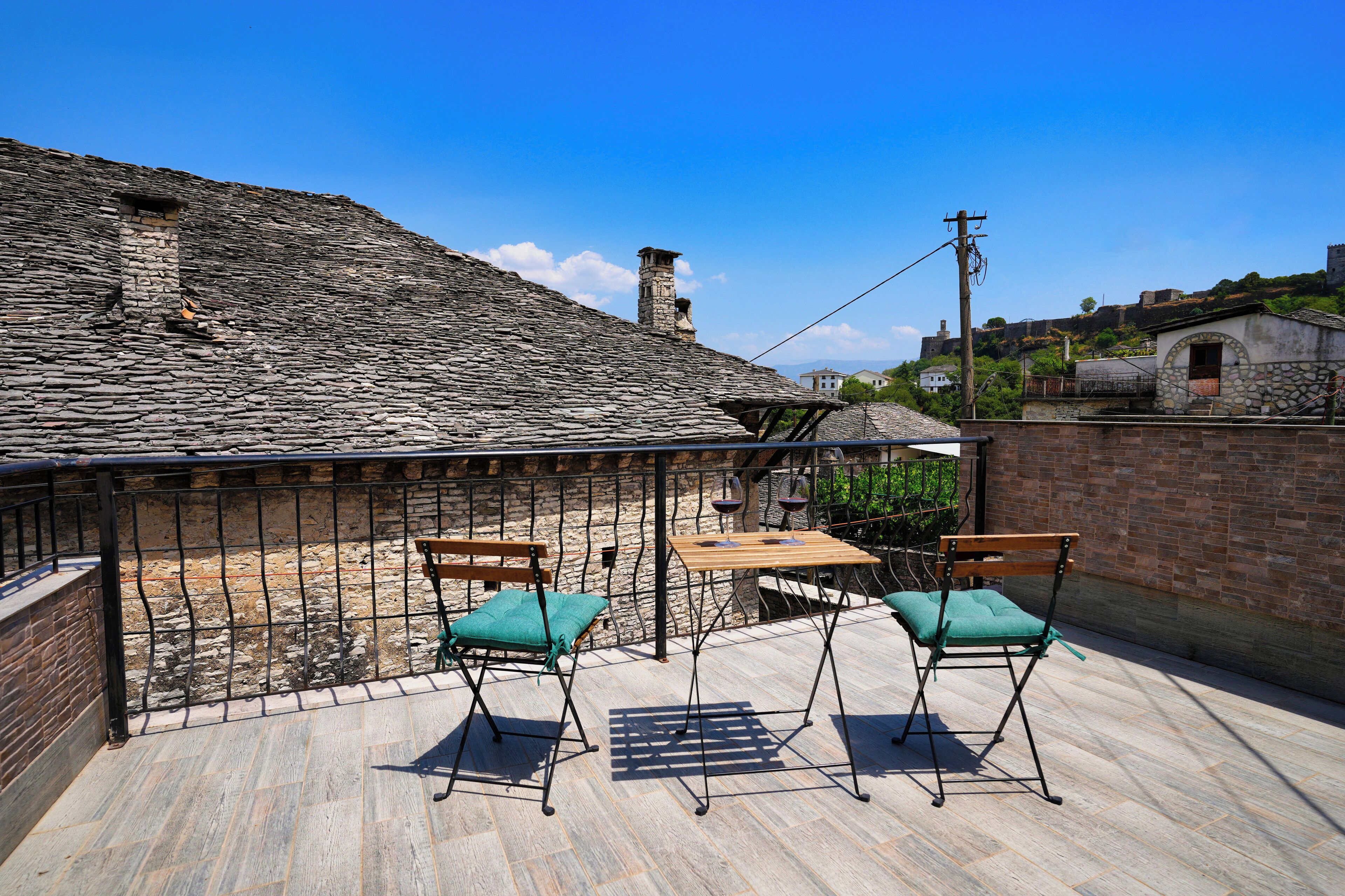Suite estudio familiar, Terraza, vista a la ciudad | 6 habitaciones, caja de seguridad en la habitación y insonorización 