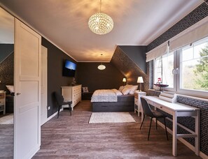 3 habitaciones, ropa de cama de alta calidad y decoración personalizada 