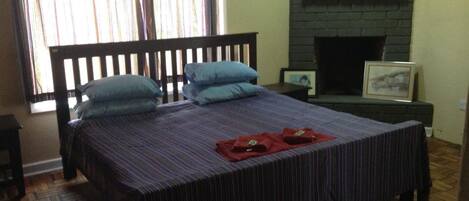 双人房 | 隔音、熨斗/熨衣板、免费 WiFi、床单