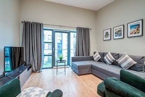 家庭公寓, 独立浴室 (3-Bedroom) | 酒廊