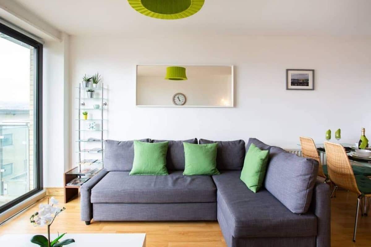 Apartment, Private Bathroom | Lounge