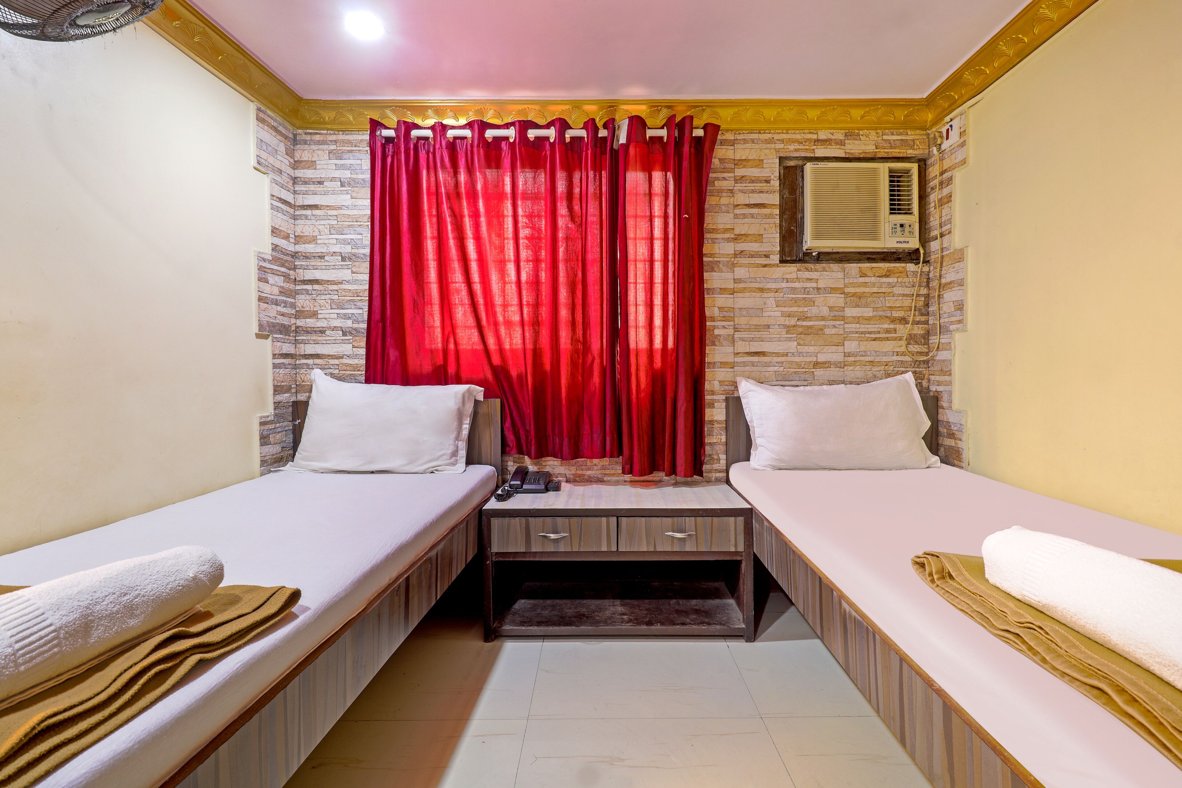 Standard Ac Room | Verdunkelungsvorhänge, kostenloses WLAN