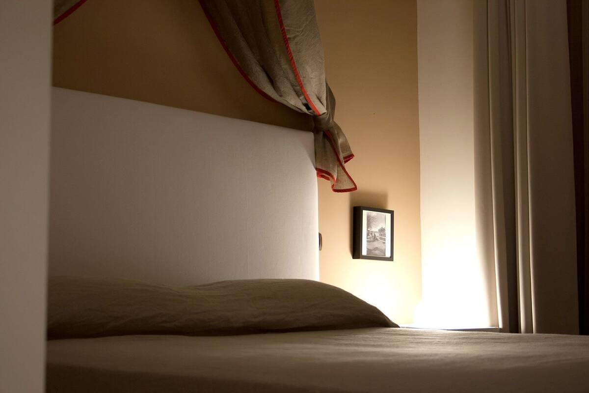 Comfort tweepersoonskamer | Gratis wifi, beddengoed
