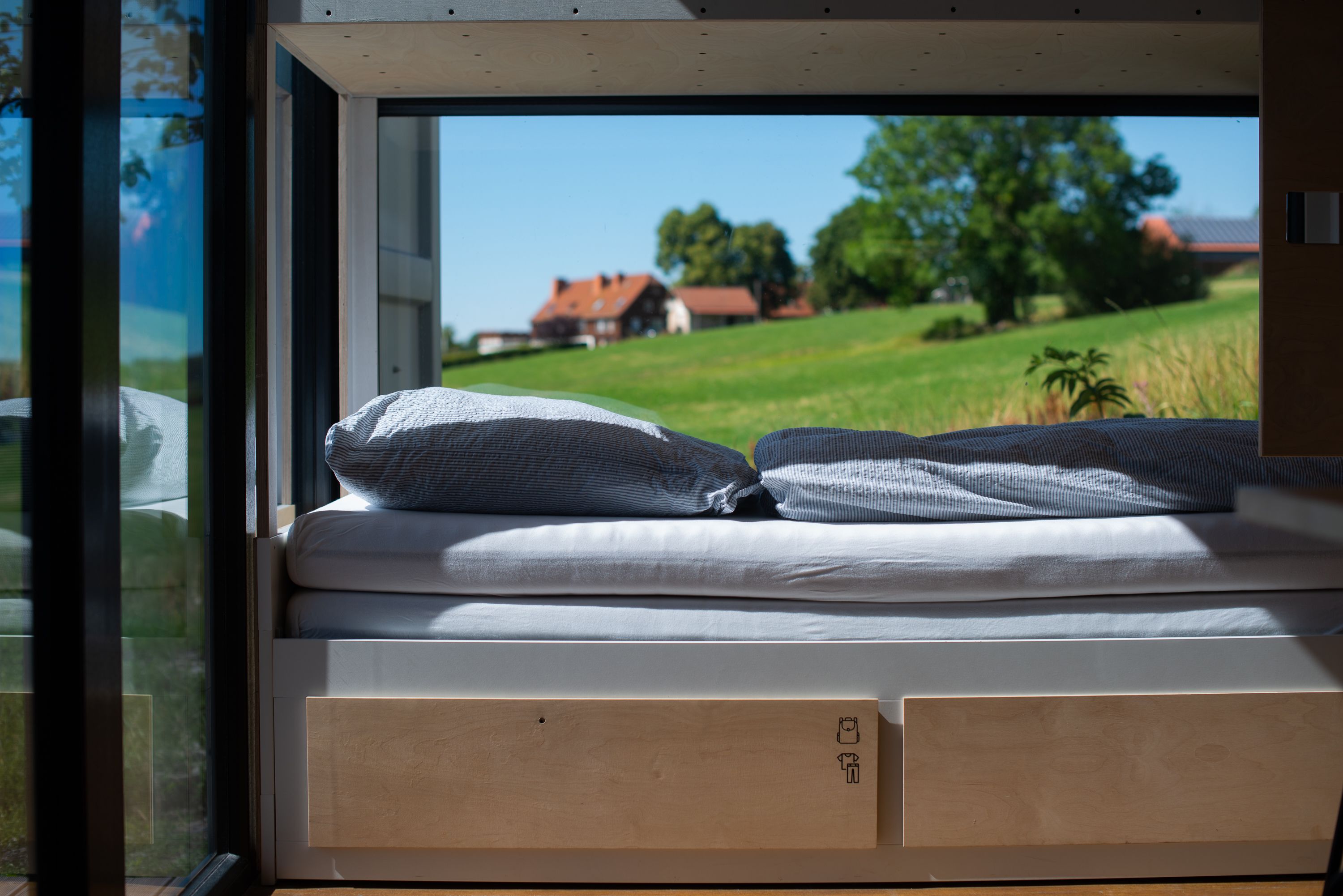 Studio có thiết kế đặc sắc, hiên, quang cảnh thung lũng (FLAT) | Trang trí khác biệt, trang bị nội thất với thiết kế riêng biệt 