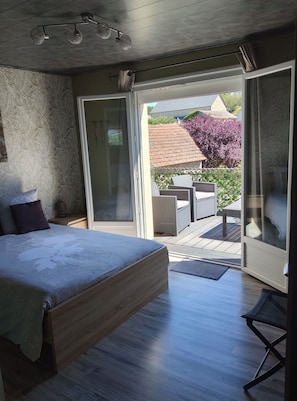 Individually decorated, free cots/infant beds, free WiFi, bed sheets - L' Amarante chambres d'hôtes (Villefranche-de-Panat)
