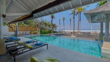 Outdoor pool, pool umbrellas