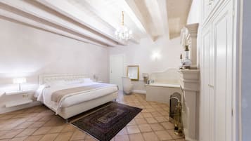 Luxury Suite, 1 King Bed, Non Smoking, Bathtub | 1 bedroom, premium bedding, down comforters, memory foam beds