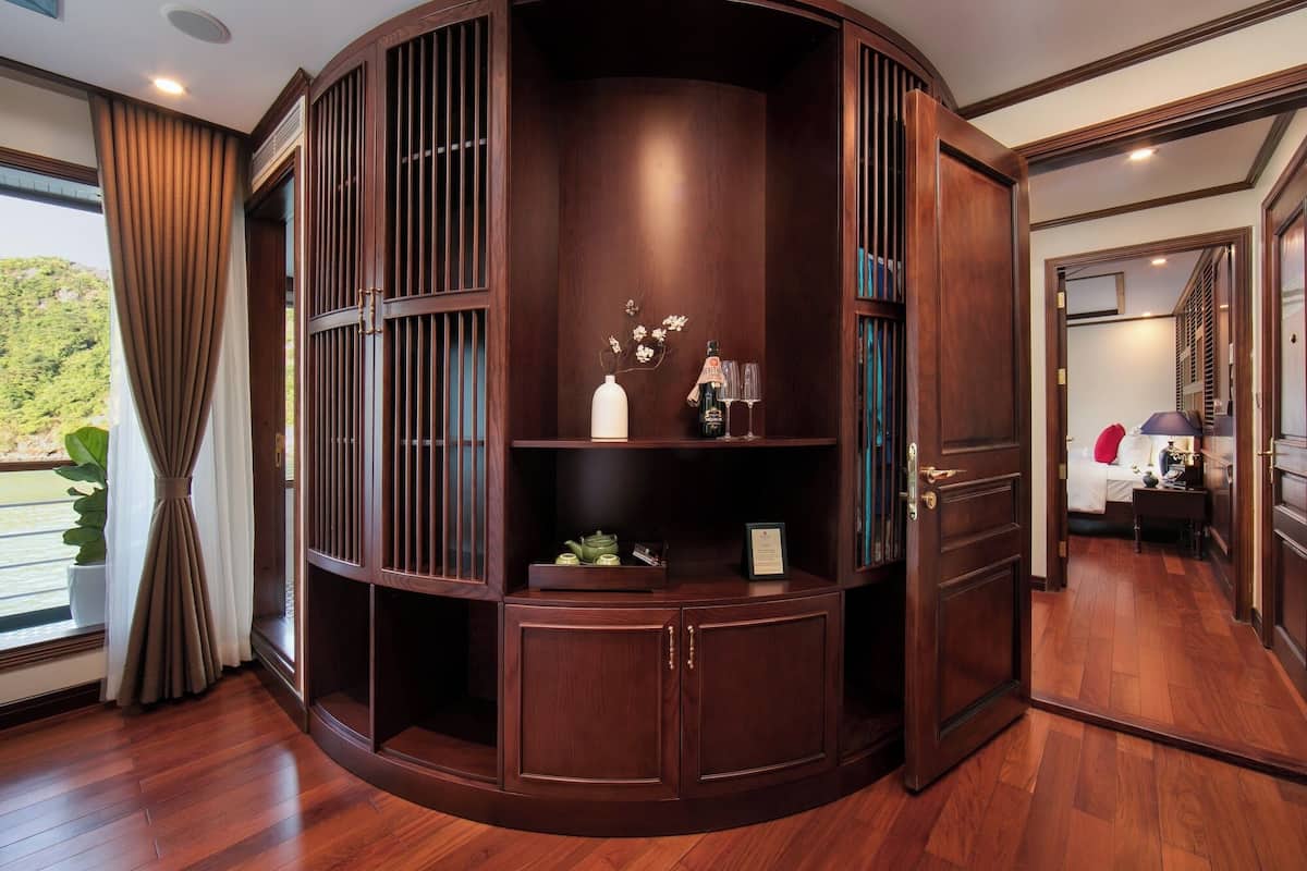 Family Room, Balcony, Ocean View | Minibar, in-room safe, desk, laptop workspace