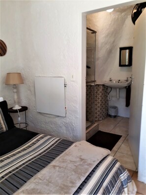 Bed sheets - Gnome Cottage (Clarens)