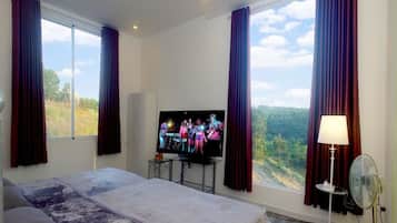 Superior Double Room | Minibar, iron/ironing board, free WiFi, bed sheets