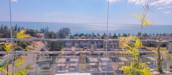 Sunrise Ninh Thuan Hotel