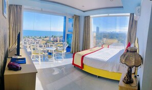 Superior Double Room | Minibar, in-room safe, individually furnished, desk