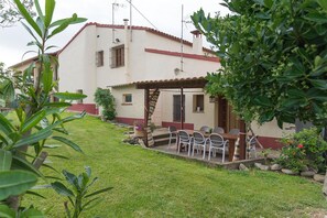 Apartment, 4 Bedrooms (La Caseta) | Terrace/patio