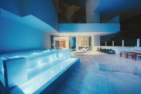 FIVE Jumeirah Village Dubai - Image 59