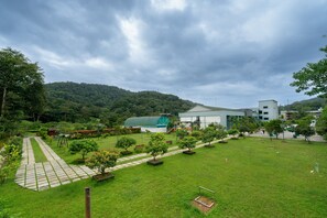 Tempat bermain anak - outdoor