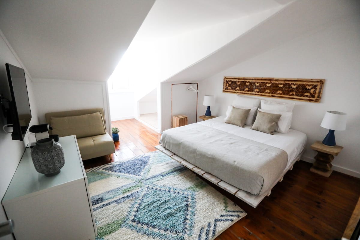 Suite, 1 cama King size y sofá cama, vista al mar (S. Mateus) | 1 habitación, minibar, cortinas blackout y cunas gratuitas